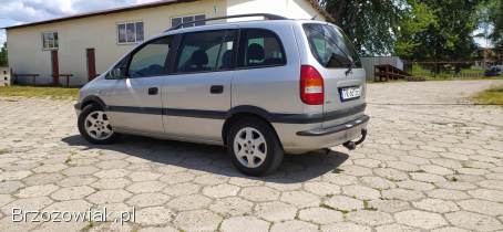 Opel Zafira 2.  0DTI 101km 7os 2000