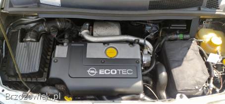 Opel Zafira 2.  0DTI 101km 7os 2000