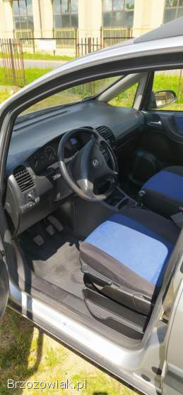 Opel Zafira 2.  0DTI 101km 7os 2000