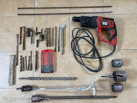 Młotowiertarka Black & Decker STS + wiertła