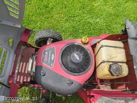 Kosiarka traktorek MTD Gutbrod z silnikiem Briggs Stratton z koszem zadbana