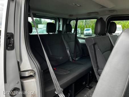 Opel Vivaro 1.  6CDTi 8-osób 2016