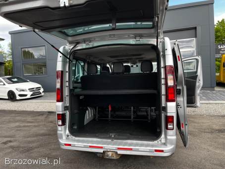 Opel Vivaro 1.  6CDTi 8-osób 2016