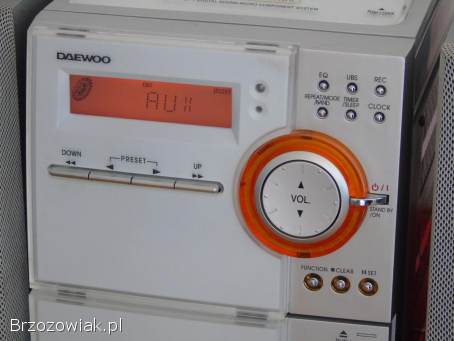 Wieża Daewoo pilot AUX RDS CD mag kolumny sprawna.  DOSTAWA