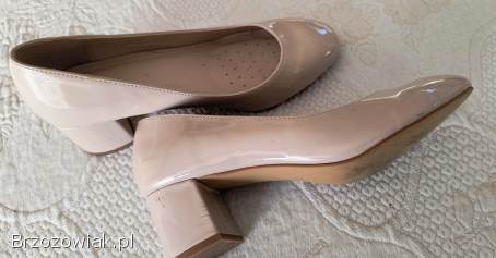 Lakierowane czółenka nr.  5/38