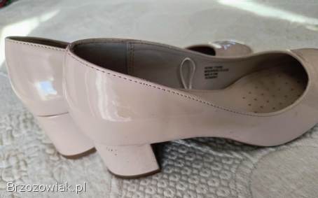 Lakierowane czółenka nr.  5/38