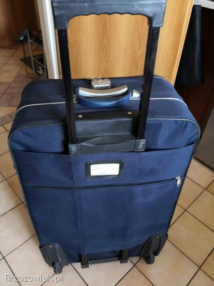 Sprzedam dużą walizkę turystyczną