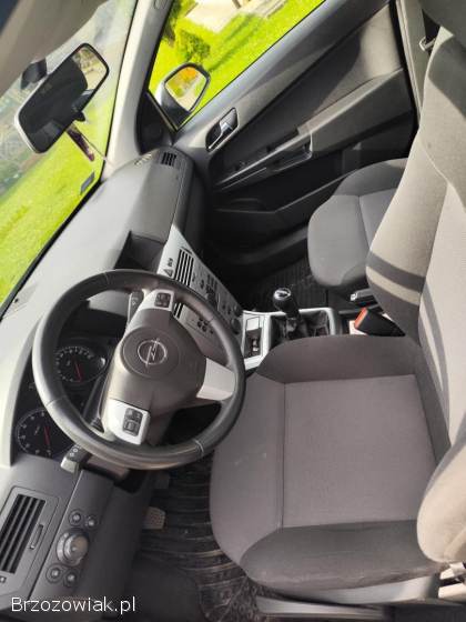 Opel Astra H 2011