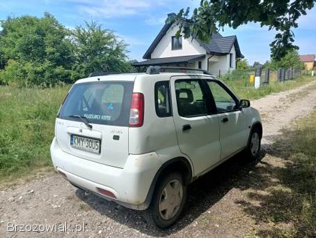 Suzuki Ignis 1.  3 01r 4x4 2001