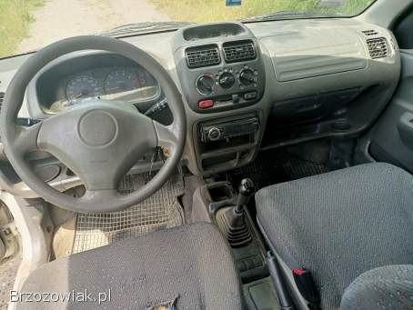 Suzuki Ignis 1.  3 01r 4x4 2001