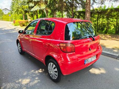 Toyota Yaris Klima 1.  3 Benz 2005