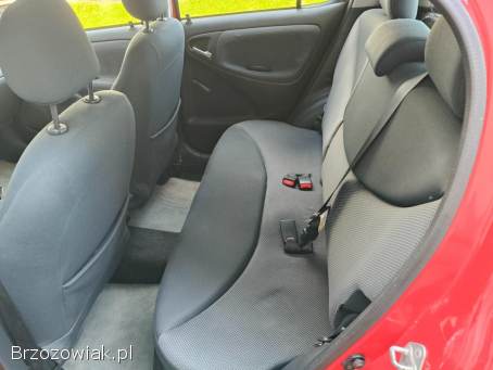 Toyota Yaris Klima 1.  3 Benz 2005