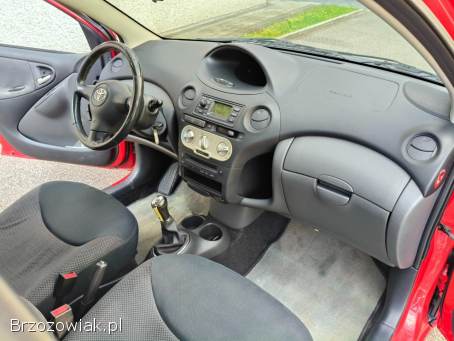 Toyota Yaris Klima 1.  3 Benz 2005