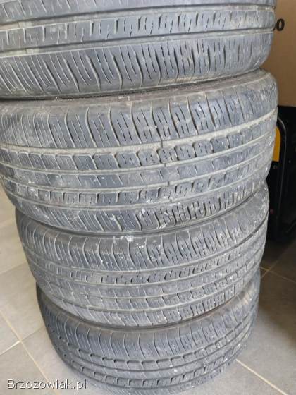 Opony wielosezonowe 195/50 R15.  4szt.