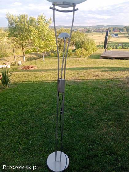 Lampa stojąca