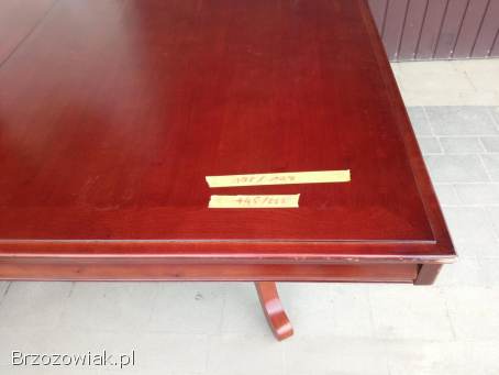 Sprzedam stół z krzesłami