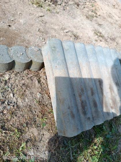 Sprzedam obrzeże chodnikowe 52szt