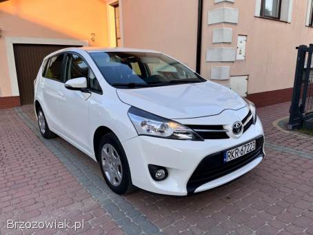 Toyota Verso 2013