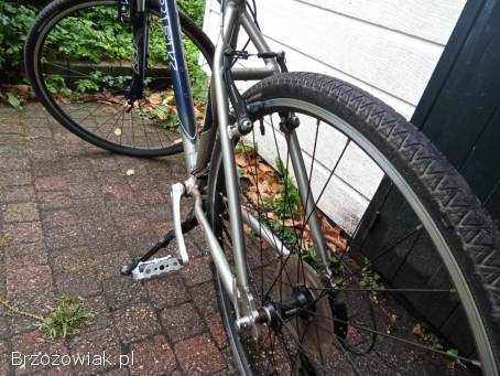 Ladny rower TREK 7200 FX