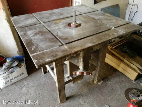 Sprzedam frezarkę dolnowrzecionową