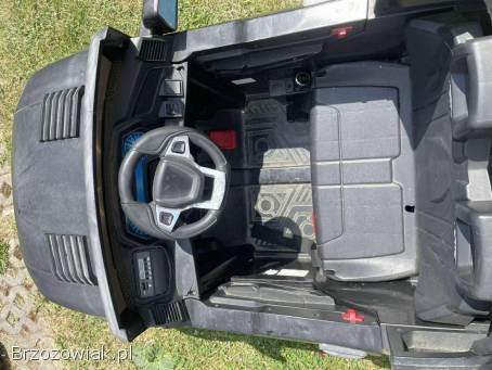 Elektryczny samochód dla dziecka