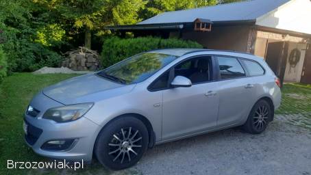 Opel Astra Kombi  2013