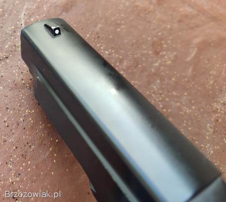 Wiatrówka pistolet PSM-45.