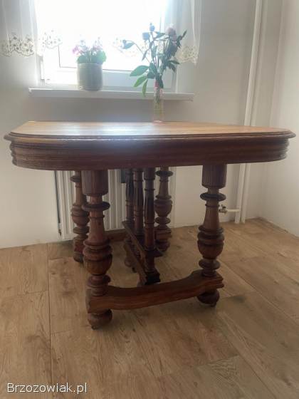 Piękny dębowy stół – idealny do stylowego wnętrza!  🌿