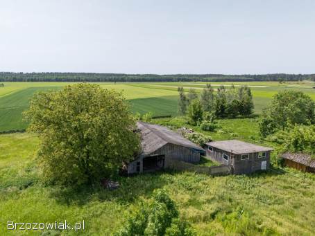 Działka budowlana 63 ar uzbrojona z budynkami