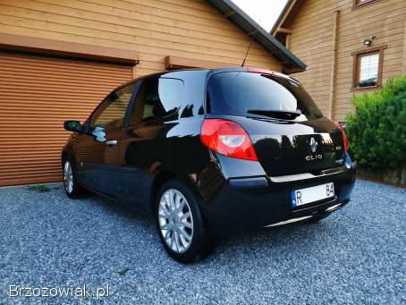 Renault Clio 1,  6 16V benzyna  2007