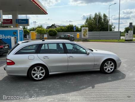 Mercedes-Benz Klasa E E320t 2004