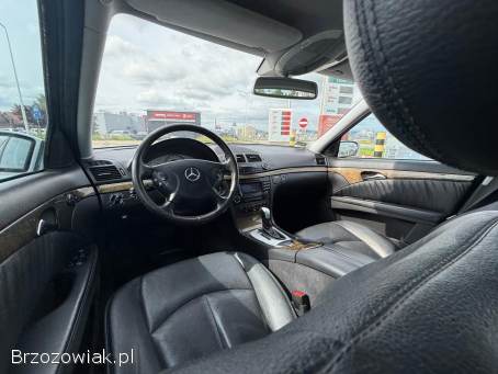 Mercedes-Benz Klasa E E320t 2004
