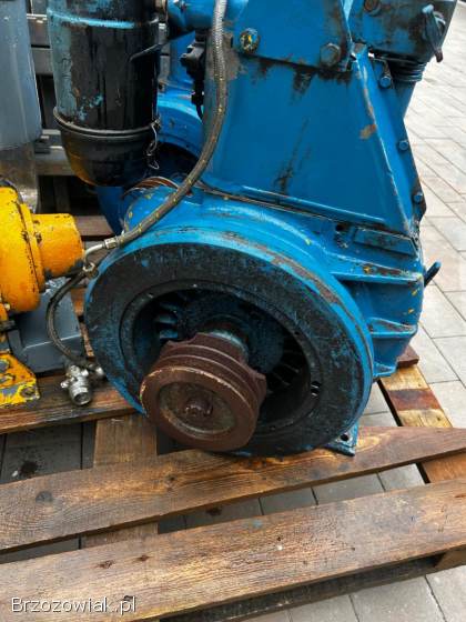 3x silnik Hatz EFG 89G