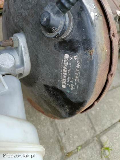 Serwo hamulcowe -  Renault Twingo II -  2009 r.