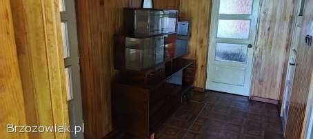 Kredens z czasów PRL-u