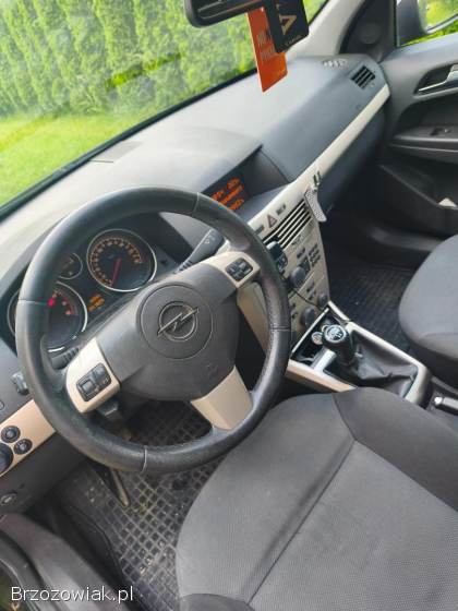 Opel Astra H  2007