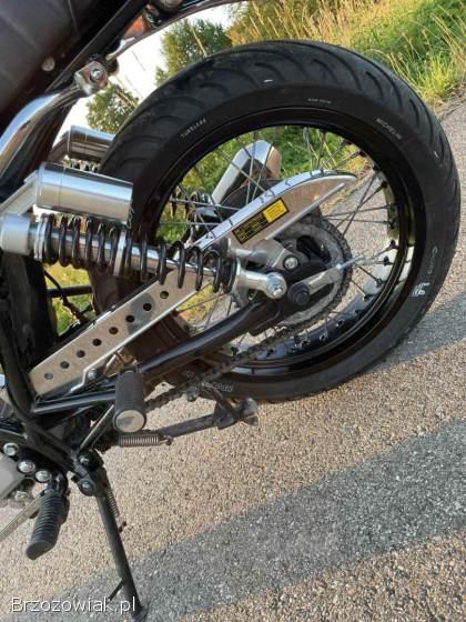 Suzuki GN Mash 125 2018