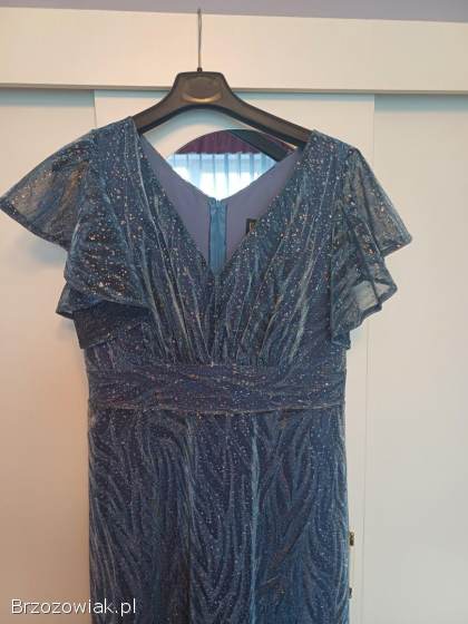 Elegancka efektowna sukienka 46