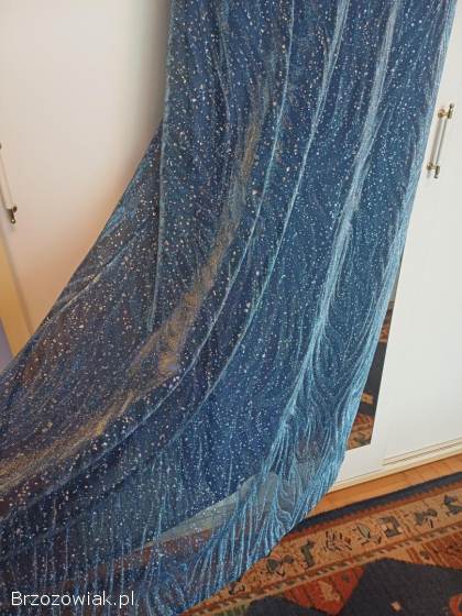 Elegancka efektowna sukienka 46