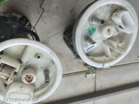 2x pompa paliwa audi A4