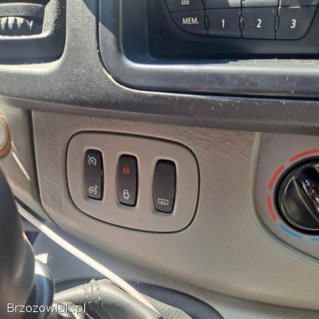 Bus Renault Trafic 2.  0DCI Zadbany Klima nie(vivaro,  transit,  transporter)