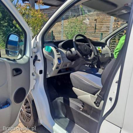 Bus Renault Trafic 2.  0DCI Zadbany Klima nie(vivaro,  transit,  transporter)