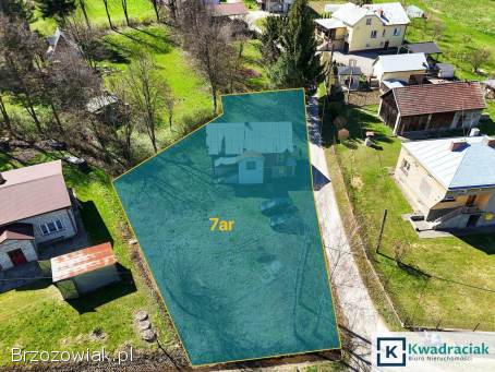 Wrocanka gm.  Tarnowiec – drewniany dom do remontu