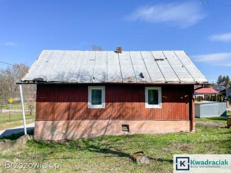 Wrocanka gm.  Tarnowiec – drewniany dom do remontu