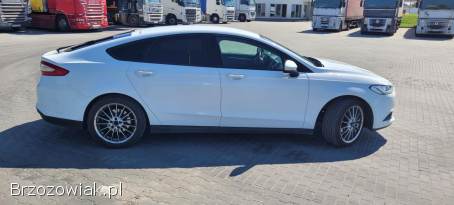 Ford Mondeo Ambiente 2015