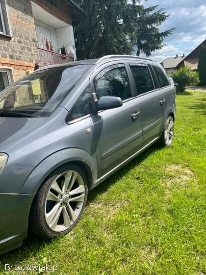 Opel Zafira B 2005