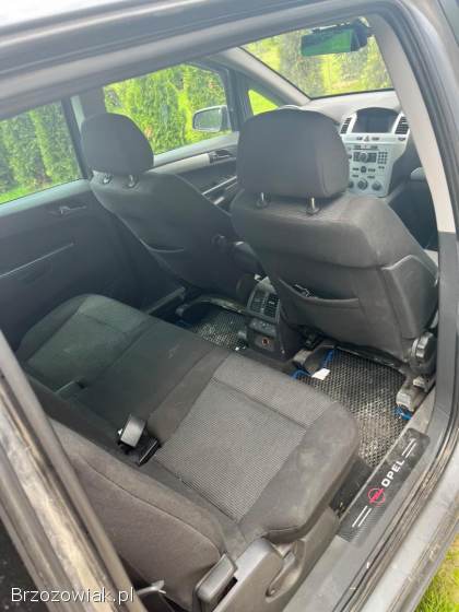 Opel Zafira B 2005