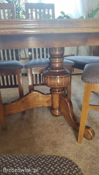 Stół na dwanaście osób