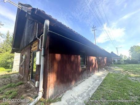 Drewniany dom w Chorkówce na 13 ar działce.