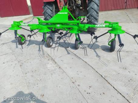 Przewracarka Deutz Fahr 4 metry robocze.